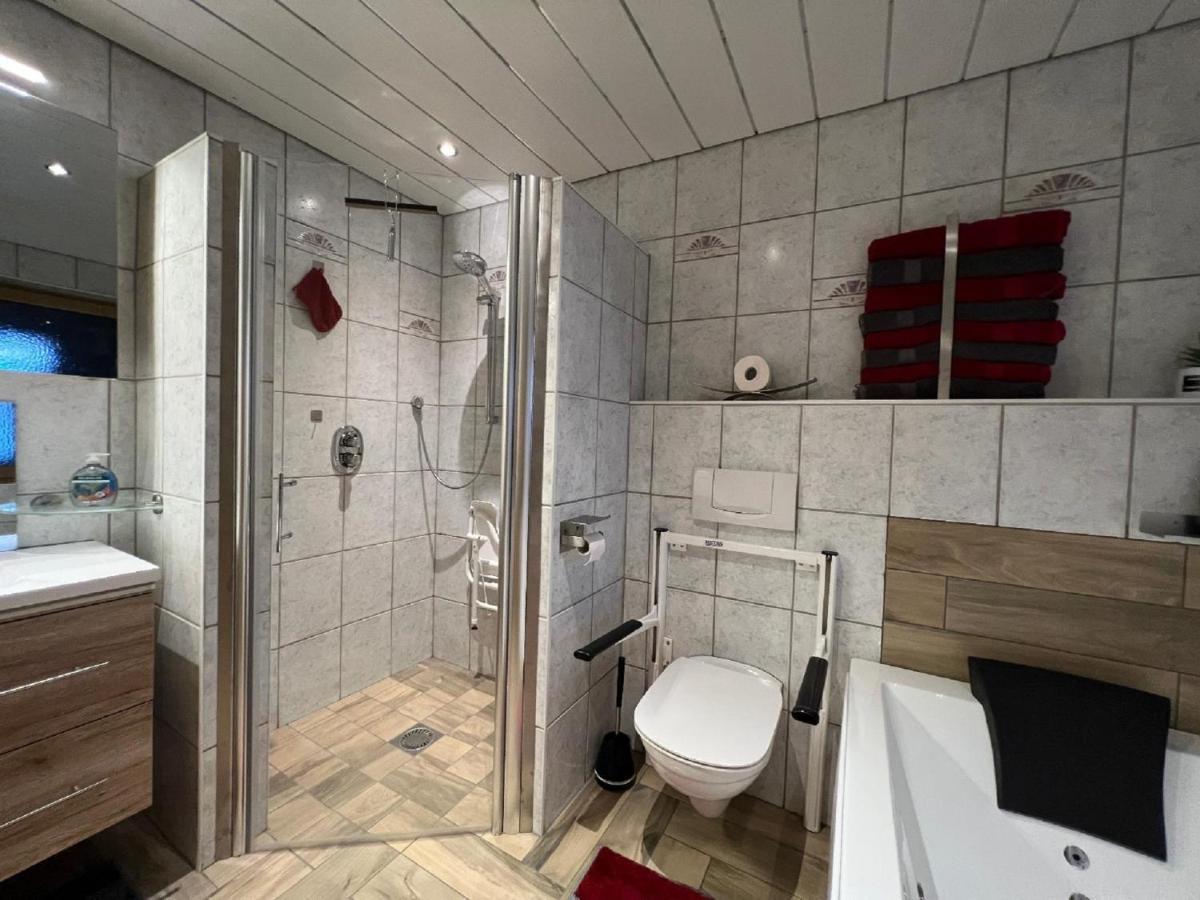 Ferienwohnung "Auszeit" Mit Garten Sankt Oswald-Riedlhuette Bagian luar foto