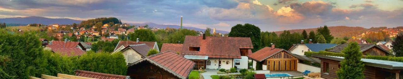 Ferienwohnung "Auszeit" Mit Garten Sankt Oswald-Riedlhuette Bagian luar foto
